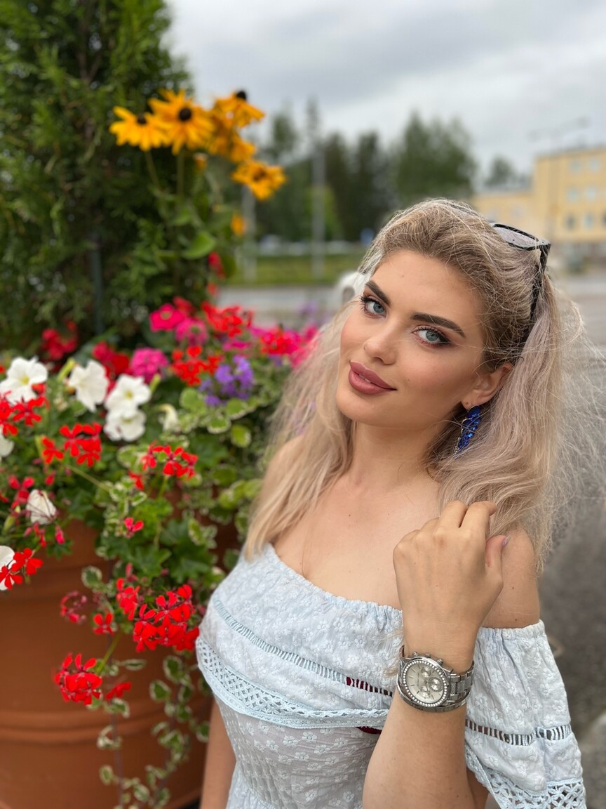 Dimitriya busco mujer para matrimonio por conveniencia